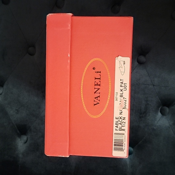 Vaneli Black Flats 'Fable' 8.5 Narrow NIB - Picture 4 of 16